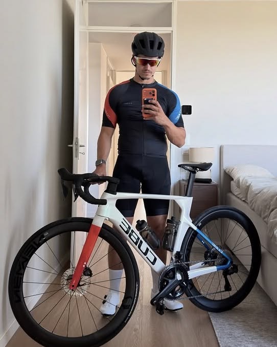 files/ciclista_review_3.jpg
